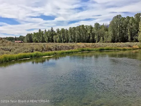 8625 Porter Loop, Jackson, WY 83001 photo 15