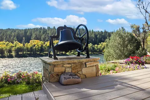 Exterior - 535 Swan Ln, Irwin, ID 83428 photo 7 of 10