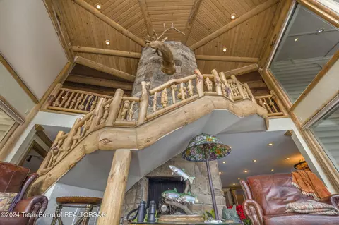 Entry Way - 535 Swan Ln, Irwin, ID 83428 photo 1 of 4