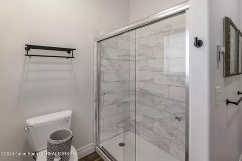Bath - 535 Swan Ln, Irwin, ID 83428 photo 4 of 5