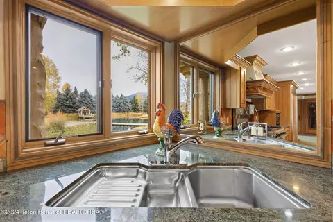 Kitchen - 535 Swan Ln, Irwin, ID 83428 photo 5 of 8