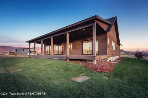 58 Park Ave, Driggs, ID 83422 photo 2