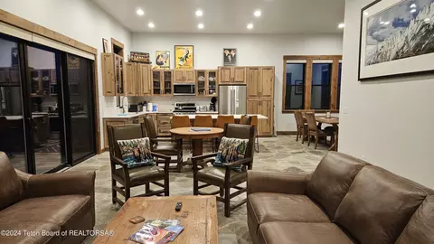 Living - 2925 Canyon View Rd, Driggs, ID 83422 photo 3 of 7