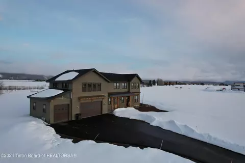 Exterior - 2925 Canyon View Rd, Driggs, ID 83422 photo 11 of 11