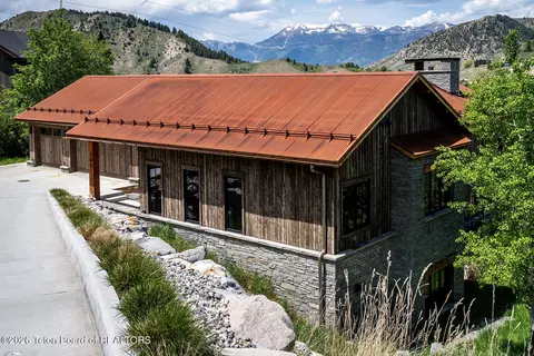 705 Rodeo Dr, Jackson, WY 83001