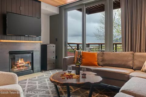 3335 W Villlage Dr #201/203, Teton Village, WY 83025