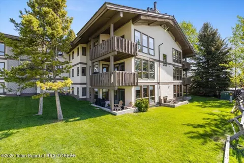 3600 W Michael Dr #D-4-2, Teton Village, WY 83025