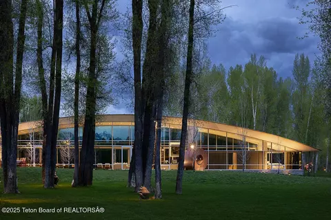 1120 S Thunder Rd, Wilson, WY 83014