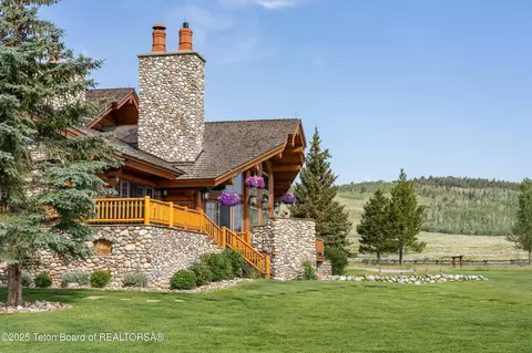 Exterior - 30 Vista Rd, Cora, WY 82925 photo 6 of 11