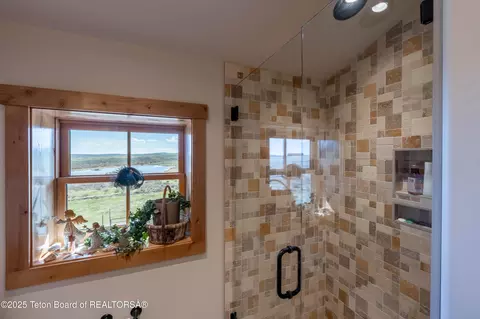 Bath - 30 Vista Rd, Cora, WY 82925 photo 11 of 11