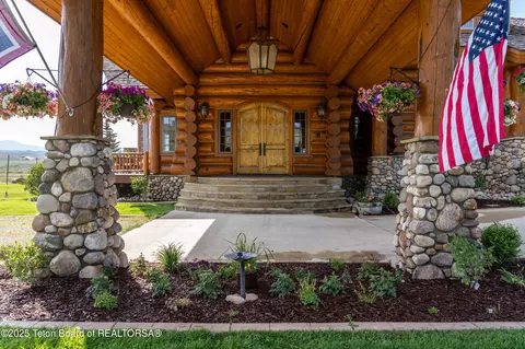 Exterior - 30 Vista Rd, Cora, WY 82925 photo 8 of 11
