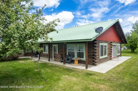 485 E Little Ave, Driggs, ID 83422 photo 3