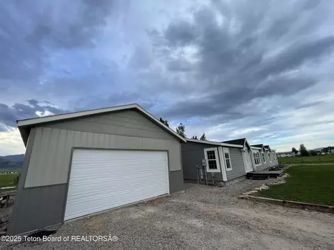 350 Worton Ln, Auburn, WY 83111