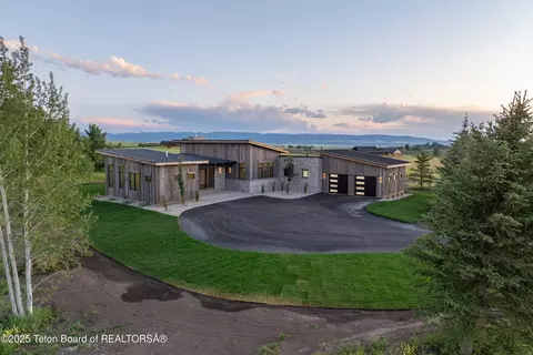 9731 Buck Town Blvd, Tetonia, ID 83452
