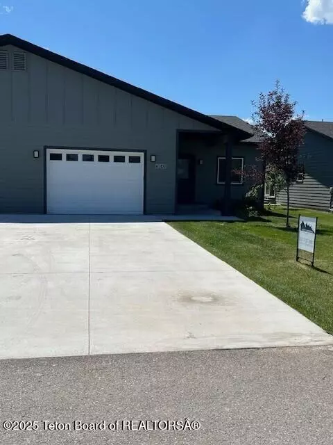 310 Snake River Dr #2, Alpine, WY 83128
