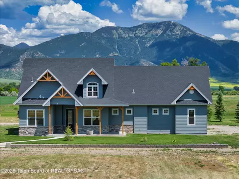 3139 Swan Valley Hwy, Swan Valley, ID 83449