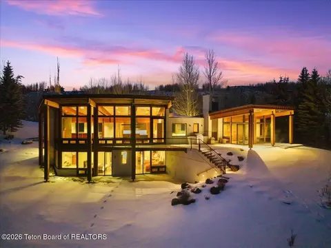 1955 W Bohnetts Rd, Jackson, WY 83001