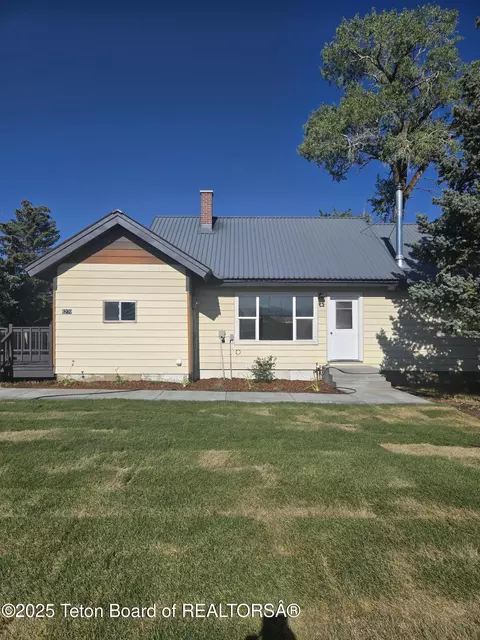 6270 S 3rd St, Tetonia, ID 83452