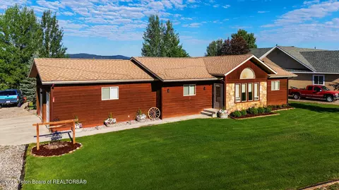158 Holly Dr, Star Valley Ranch, WY 83127