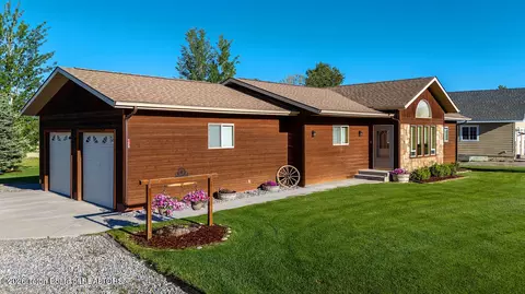 158 Holly Dr, Star Valley Ranch, WY 83127