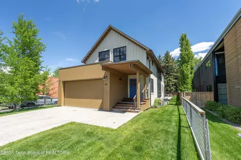 150 N Jean St, Jackson, WY 83001