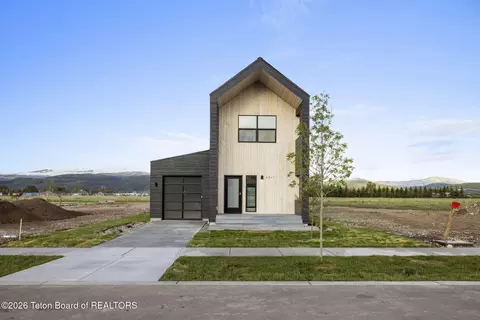 8747 Windy Ridge Rd, Victor, ID 83455