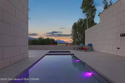 200 N West Ridge Rd, Jackson, WY 83001