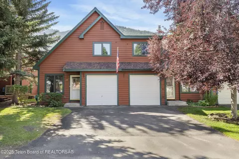 2022 W Karns Ave, Jackson, WY 83001