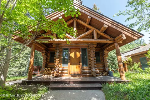 7590 Obsidian Rd, Teton Village, WY 83025