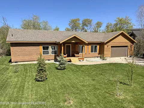 Exterior - 196 Cloudveil Ct, Driggs, ID 83422 photo 1 of 4