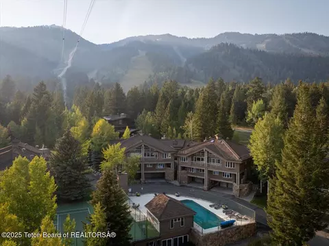 3519 W Mccollister Dr, Teton Village, WY 83025