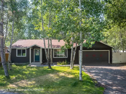 2166 Corner Creek Ln, Jackson, WY 83001