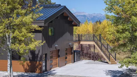 1325 Munger Mountain Rd, Jackson, WY 83001
