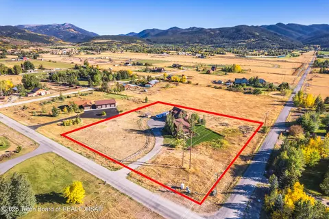 975 W 9000 S, Victor, ID 83455 photo 2