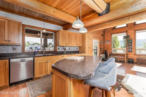 975 W 9000 S, Victor, ID 83455 photo 11