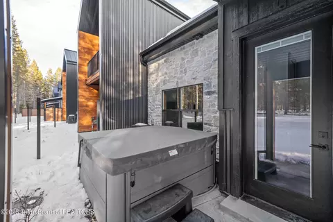 4353 Yeti Ln, Island Park, ID 83429