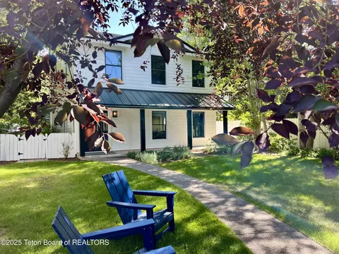 680 E Hansen Ave, Jackson, WY 83001