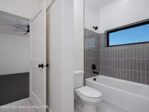 Bath - 1629 Jackrabbit Ln, Driggs, ID 83422 photo 5 of 5