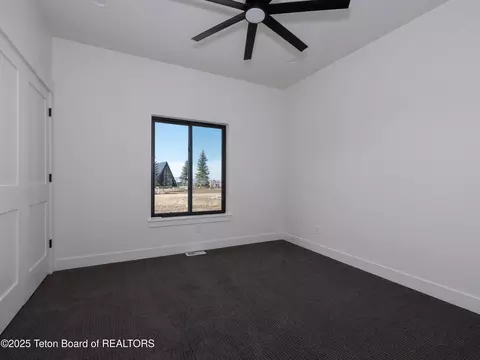 Bedroom - 1629 Jackrabbit Ln, Driggs, ID 83422 photo 6 of 7
