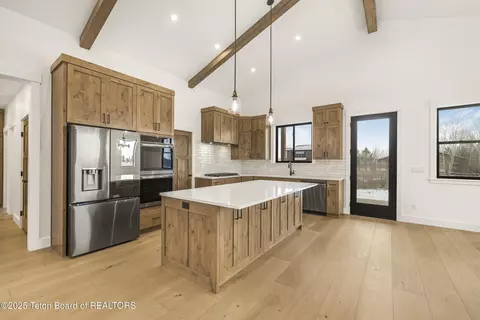 9611 Timberline Loop, Victor, ID 83455 photo 10