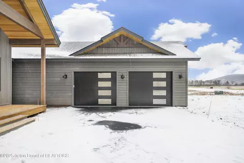 9611 Timberline Loop, Victor, ID 83455 photo 3