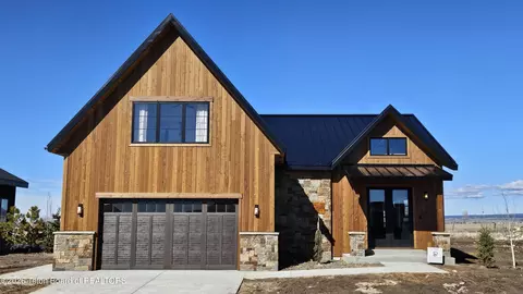 1030 Iroquois Ave, Driggs, ID 83422