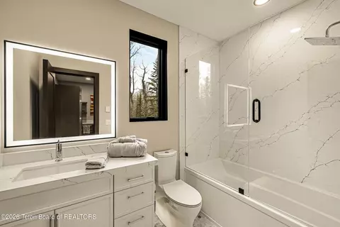 Bath - 8910 Porter Loop, Jackson, WY 83001 photo 5 of 5