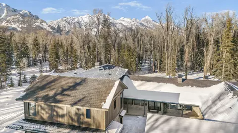Exterior - 8910 Porter Loop, Jackson, WY 83001 photo 13 of 18