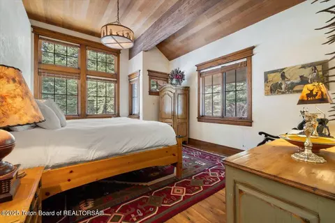 Bedroom - 63556335 N Red Tail Rd, Jackson, WY 83001 photo 6 of 8