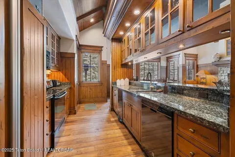 Kitchen - 63556335 N Red Tail Rd, Jackson, WY 83001 photo 5 of 5
