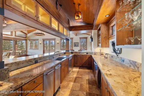 Kitchen - 63556335 N Red Tail Rd, Jackson, WY 83001 photo 3 of 5