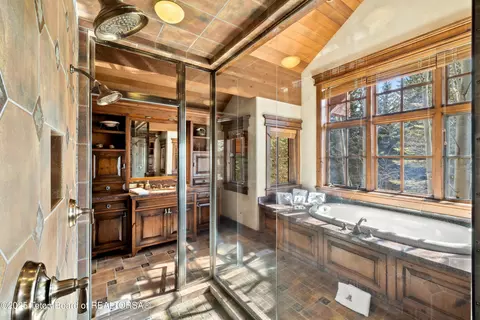 Bath - 63556335 N Red Tail Rd, Jackson, WY 83001 photo 1 of 2