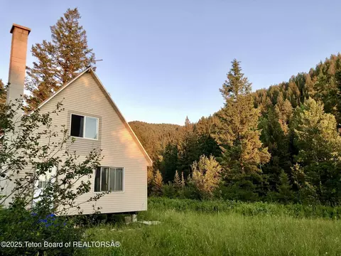 466 Willow Crk Cyn Rd, Bedford, WY 83112