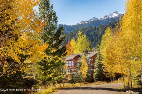3723 W Michael Dr #13, Teton Village, WY 83025